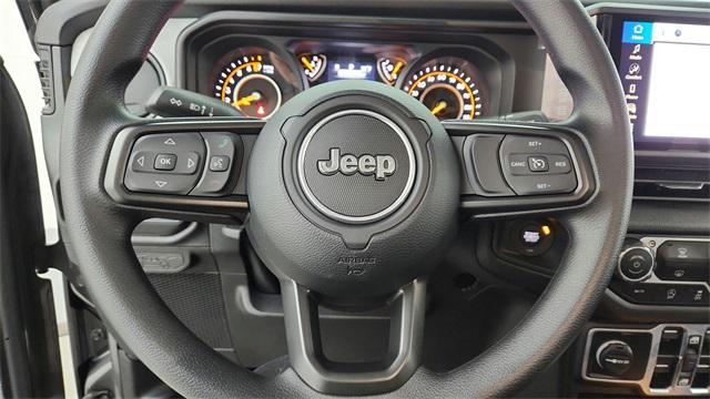 new 2025 Jeep Gladiator car, priced at $39,985