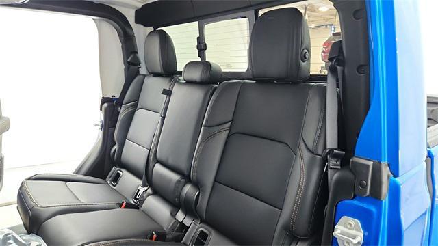new 2025 Jeep Gladiator car, priced at $42,339