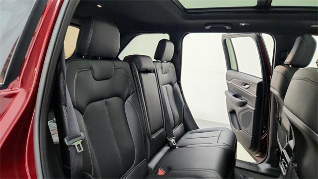 new 2025 Jeep Grand Cherokee car, priced at $42,759