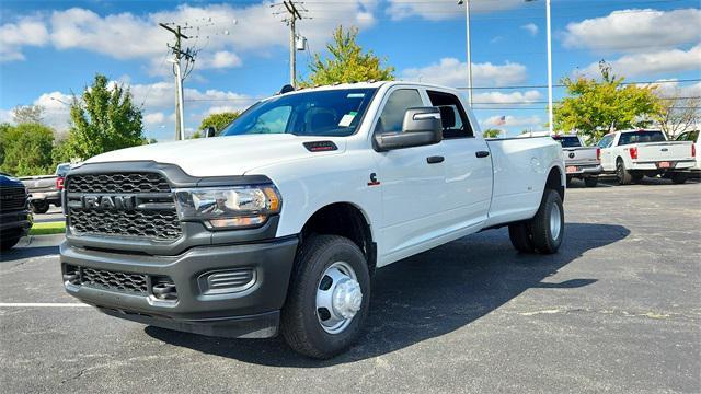 new 2024 Ram 3500 car, priced at $60,913