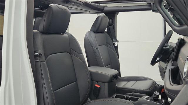 new 2025 Jeep Wrangler car, priced at $60,695