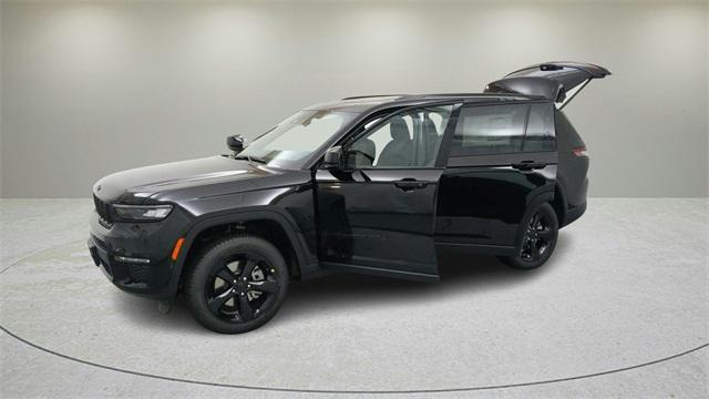 new 2024 Jeep Grand Cherokee L car, priced at $45,184