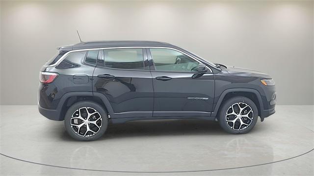 new 2024 Jeep Compass car, priced at $31,579