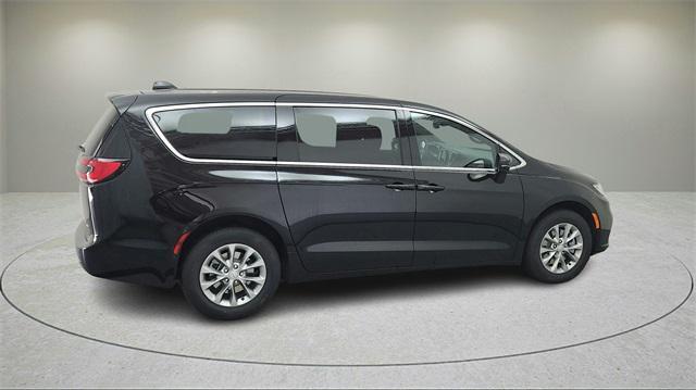 new 2026 Chrysler Pacifica car, priced at $44,543