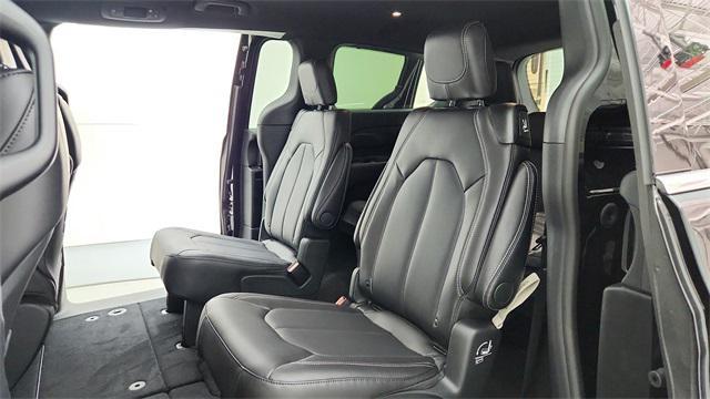 new 2026 Chrysler Pacifica car, priced at $44,543