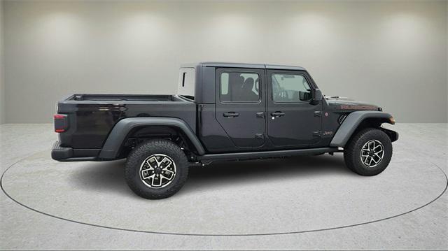 new 2025 Jeep Gladiator car, priced at $47,957