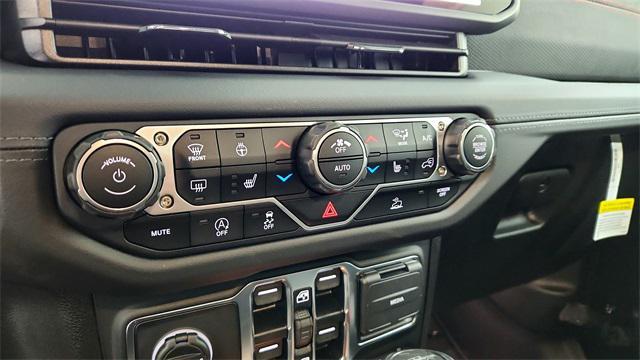 new 2025 Jeep Gladiator car, priced at $47,957