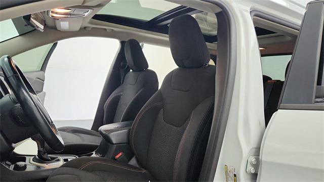 used 2016 Jeep Cherokee car, priced at $11,948