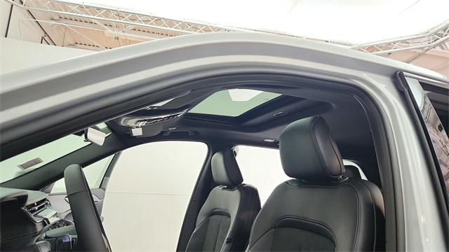 new 2025 Jeep Grand Cherokee car, priced at $40,452