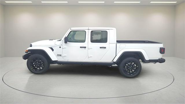 new 2025 Jeep Gladiator car, priced at $38,194