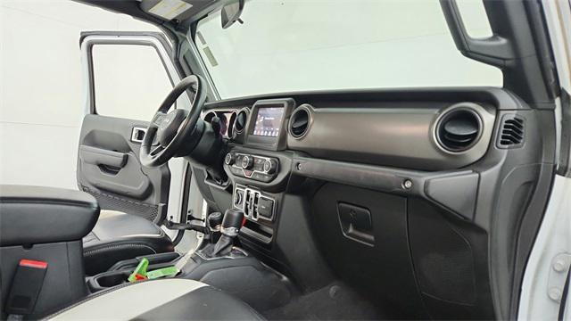 used 2022 Jeep Gladiator car, priced at $31,999