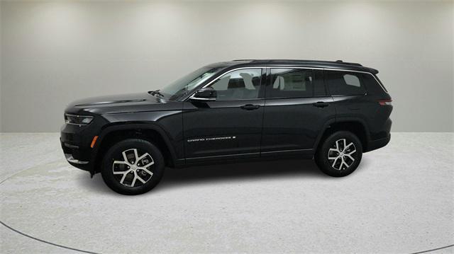 new 2025 Jeep Grand Cherokee L car, priced at $45,969