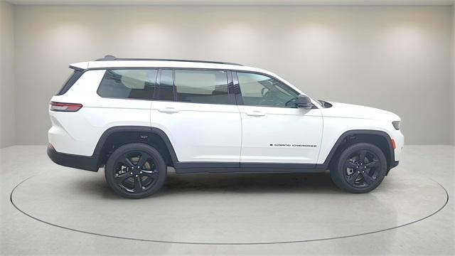 new 2025 Jeep Grand Cherokee L car, priced at $44,622