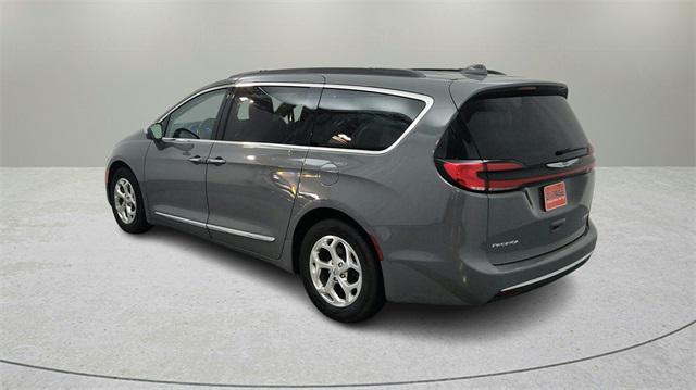 used 2022 Chrysler Pacifica car, priced at $25,581