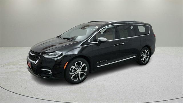 new 2024 Chrysler Pacifica car, priced at $45,159