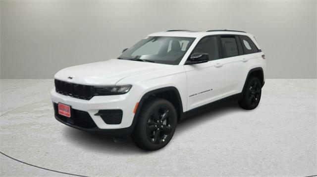 new 2024 Jeep Grand Cherokee car, priced at $40,321