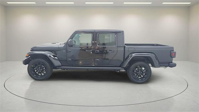 new 2025 Jeep Gladiator car, priced at $39,985