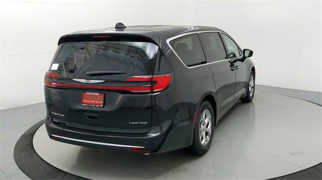 new 2024 Chrysler Pacifica car, priced at $47,659