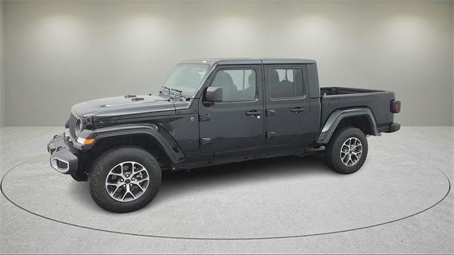 new 2024 Jeep Gladiator car, priced at $36,495