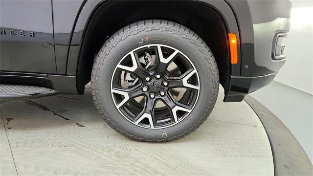new 2025 Jeep Wagoneer car, priced at $68,488