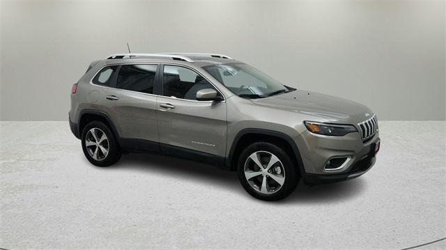 used 2020 Jeep Cherokee car, priced at $22,676