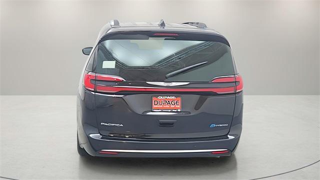 new 2025 Chrysler Pacifica car, priced at $51,508