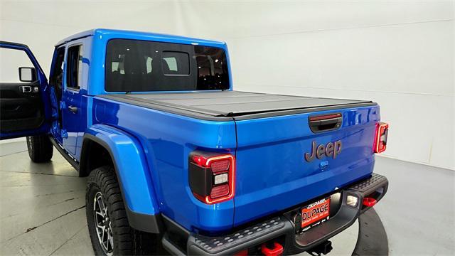 new 2025 Jeep Gladiator car, priced at $53,649