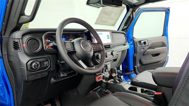 new 2025 Jeep Gladiator car, priced at $53,649