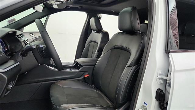 new 2025 Jeep Grand Cherokee L car, priced at $43,804