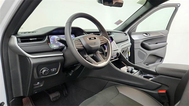 new 2025 Jeep Grand Cherokee L car, priced at $43,804
