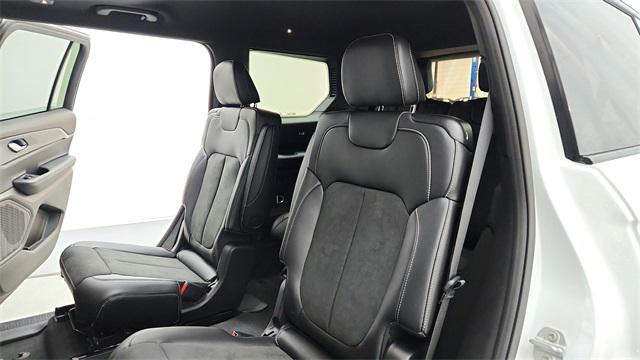 new 2025 Jeep Grand Cherokee L car, priced at $43,804