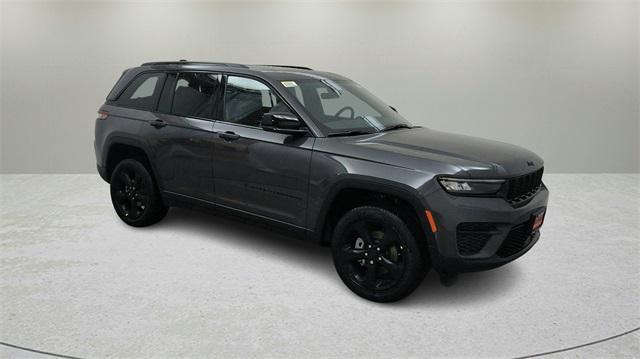 new 2025 Jeep Grand Cherokee car, priced at $43,358