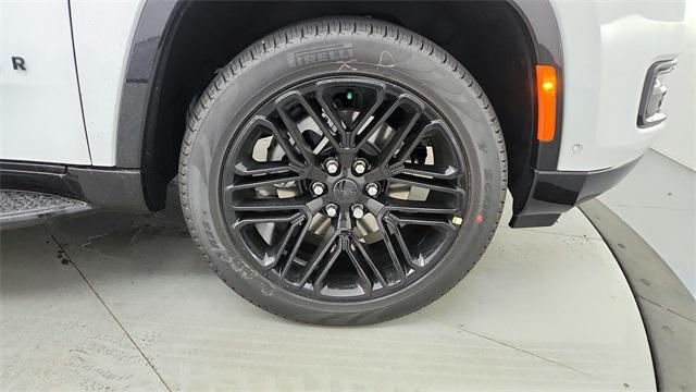 new 2025 Jeep Wagoneer L car, priced at $71,932