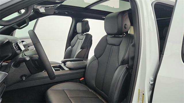 new 2025 Jeep Wagoneer L car, priced at $71,932