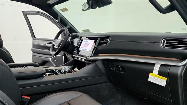 new 2025 Jeep Wagoneer L car, priced at $71,821