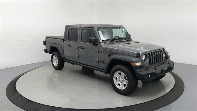 used 2020 Jeep Gladiator car, priced at $33,264