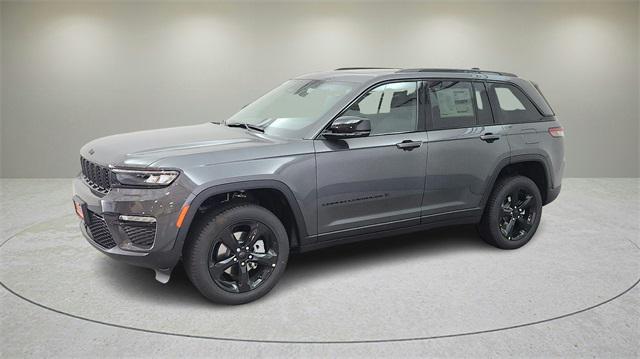 new 2025 Jeep Grand Cherokee car, priced at $45,207