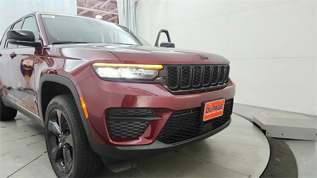 new 2025 Jeep Grand Cherokee car, priced at $40,452