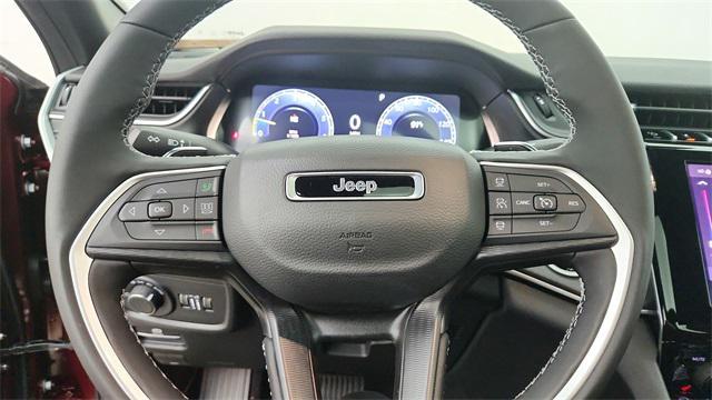 new 2025 Jeep Grand Cherokee car, priced at $40,452
