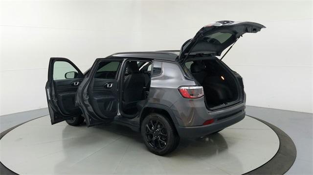 new 2024 Jeep Compass car, priced at $32,127