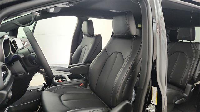 new 2025 Chrysler Voyager car, priced at $36,594