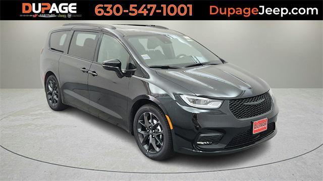 new 2025 Chrysler Pacifica car, priced at $46,881