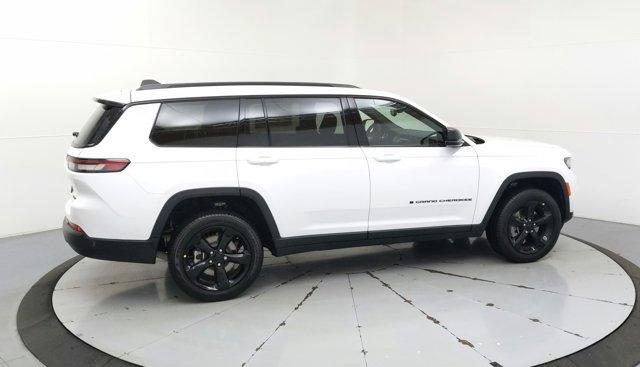 new 2024 Jeep Grand Cherokee L car, priced at $49,625