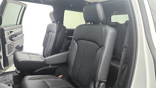 new 2025 Jeep Wagoneer car, priced at $68,672