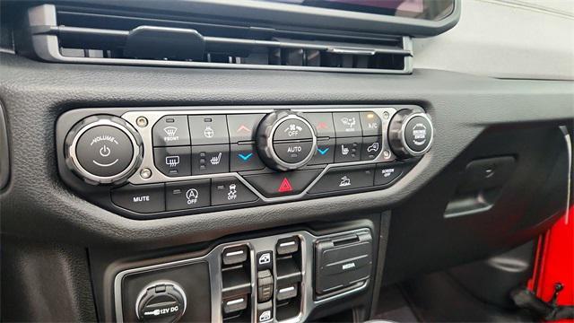 new 2025 Jeep Wrangler car, priced at $44,433