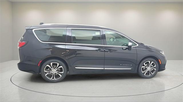 new 2025 Chrysler Pacifica car, priced at $49,020