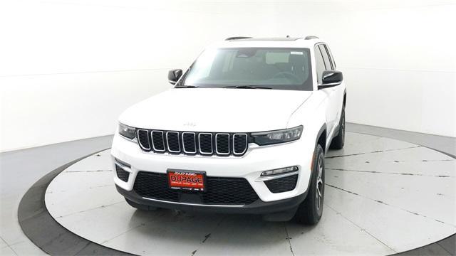 new 2024 Jeep Grand Cherokee car, priced at $43,221