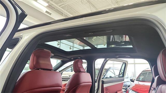 new 2025 Jeep Wagoneer S car, priced at $52,485