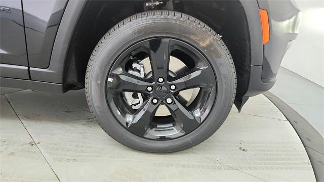 new 2025 Jeep Grand Cherokee L car, priced at $46,972