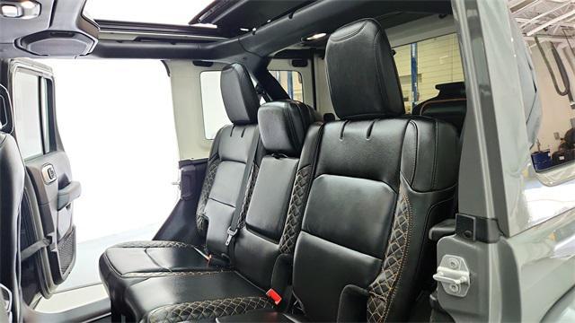 used 2022 Jeep Wrangler Unlimited car, priced at $33,324